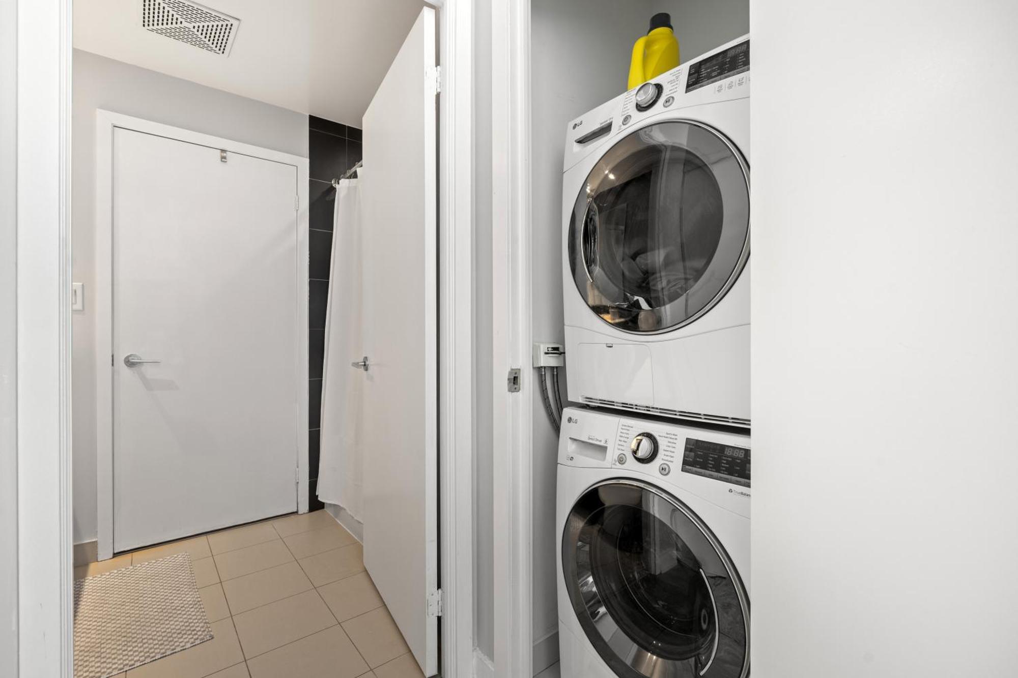 Globalstay Elegant Downtown Apartments Toronto Esterno foto