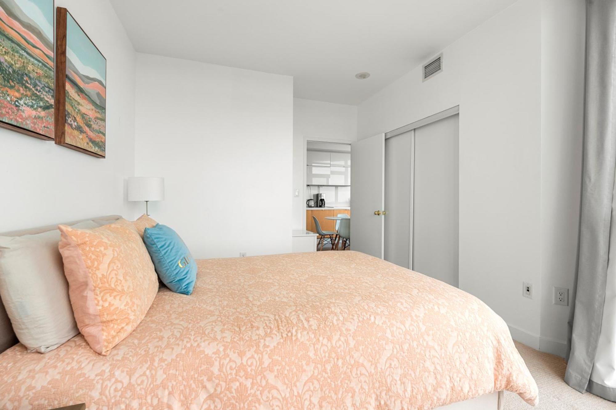 Globalstay Elegant Downtown Apartments Toronto Esterno foto